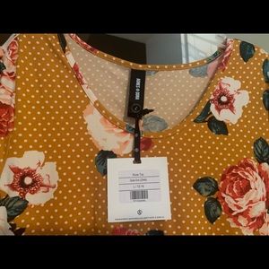 A&D Muse Top, Size L